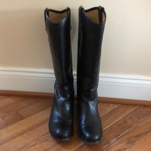 Frye Melissa Button Boot size 7